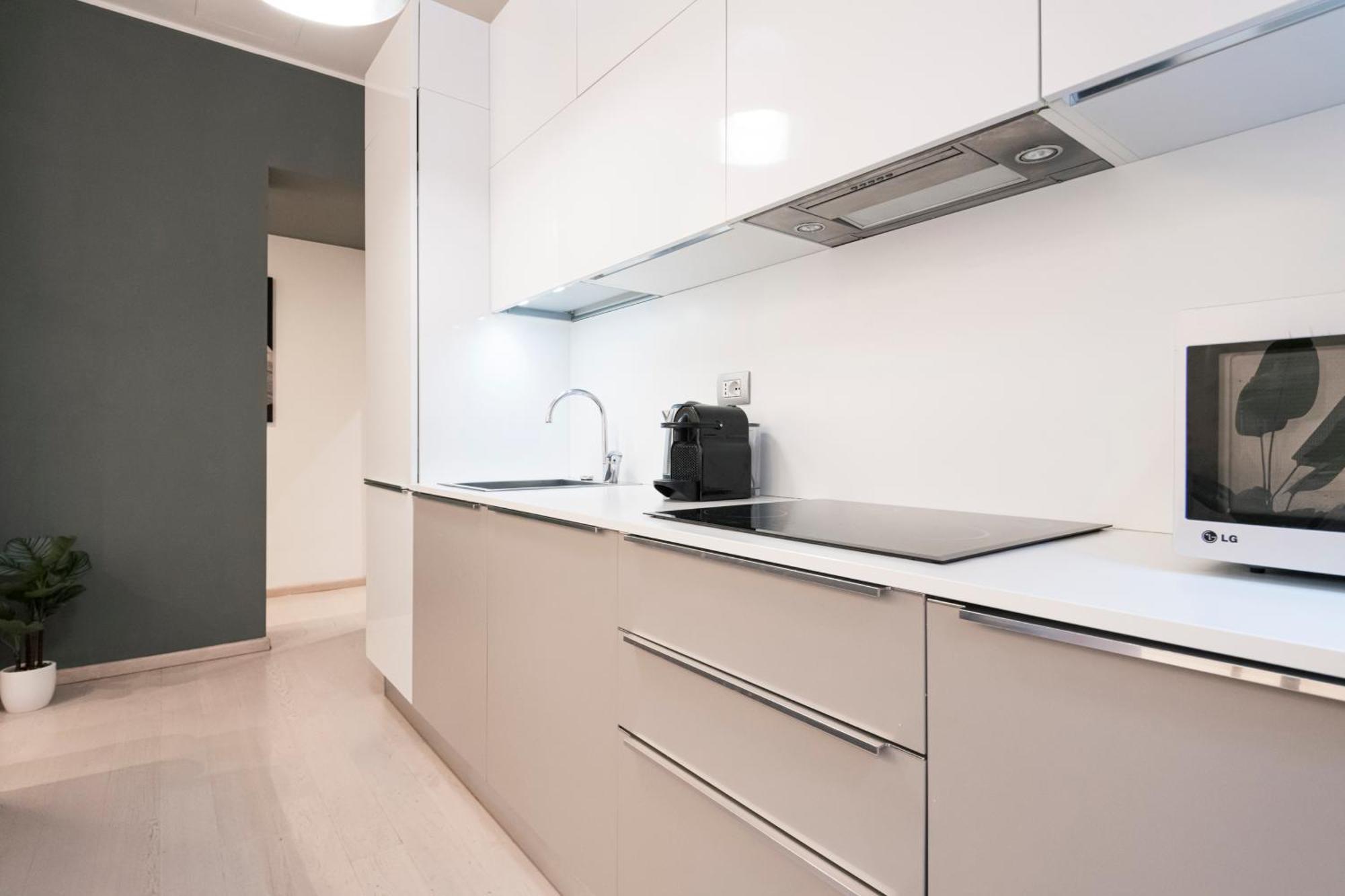 Ferienwohnung Easylife - Splendido Bilocale San Babila Duomo Mailand Exterior foto